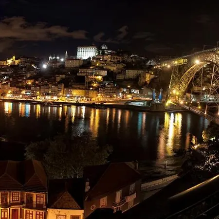 Сasa de vacaciones Superb Balcony Over Porto Center & River Vila Nova de Gaia