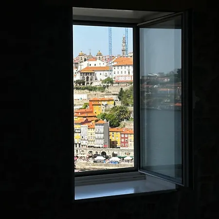 Superb Balcony Over Porto Center & River * Vila Nova de Gaia