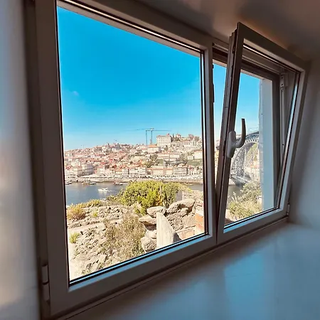 Superb Balcony Over Porto Center & River * Vila Nova de Gaia